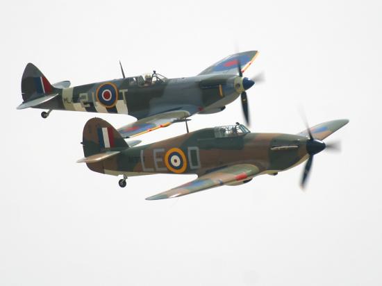 Spitfire - Hurricane